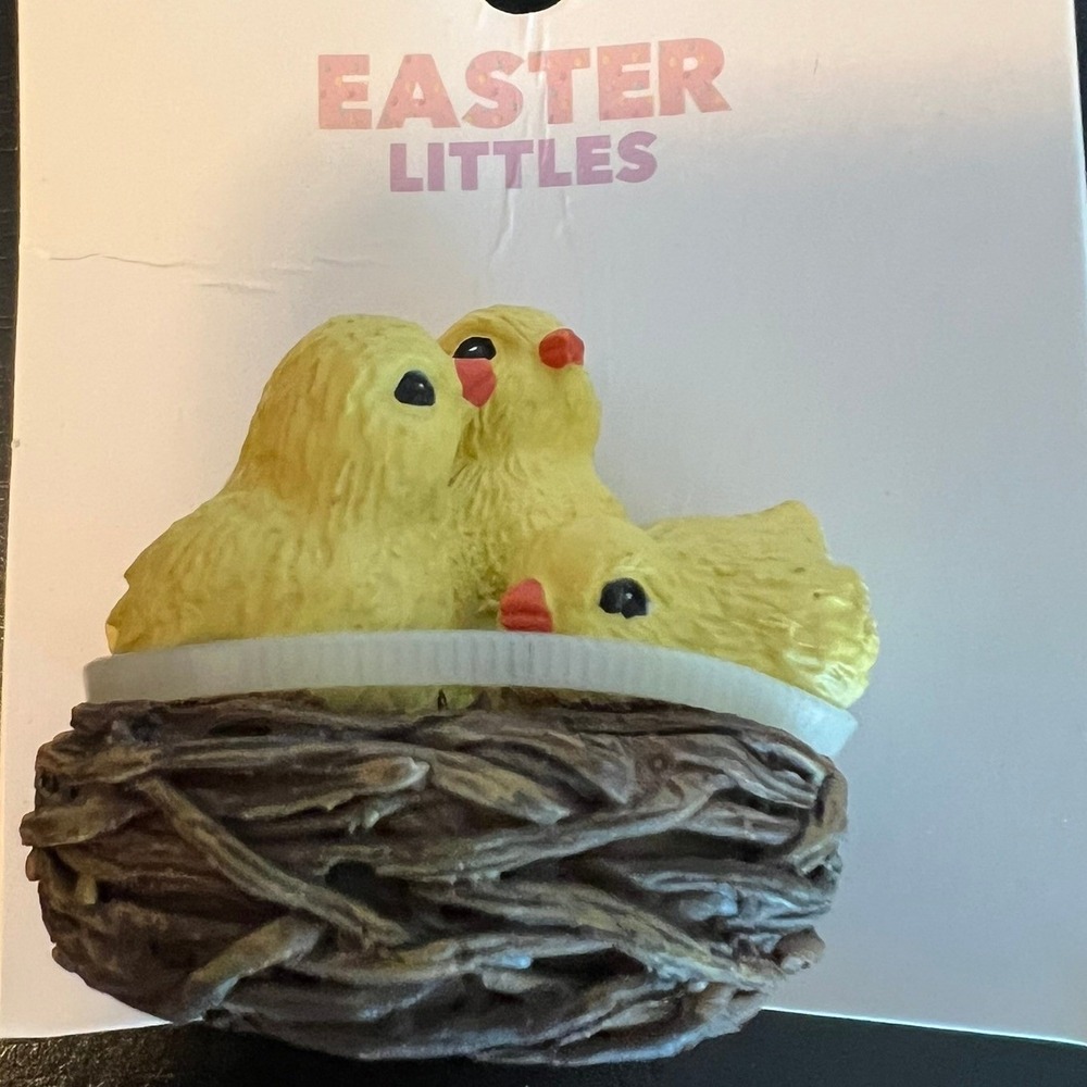 Jo-Ann Easter Littles Figurine Unisex OS Yellow Brand New Chicks in Nest 2017